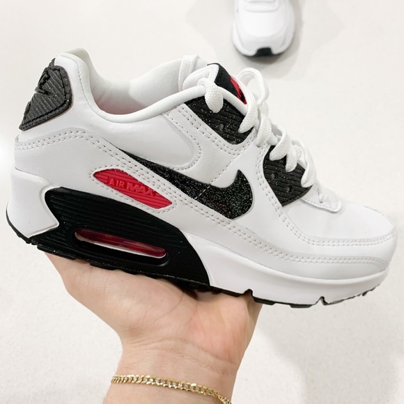 Nike Shoes - 🤍🖤❤️ New Nike Air Max 90 White Black Sneakers